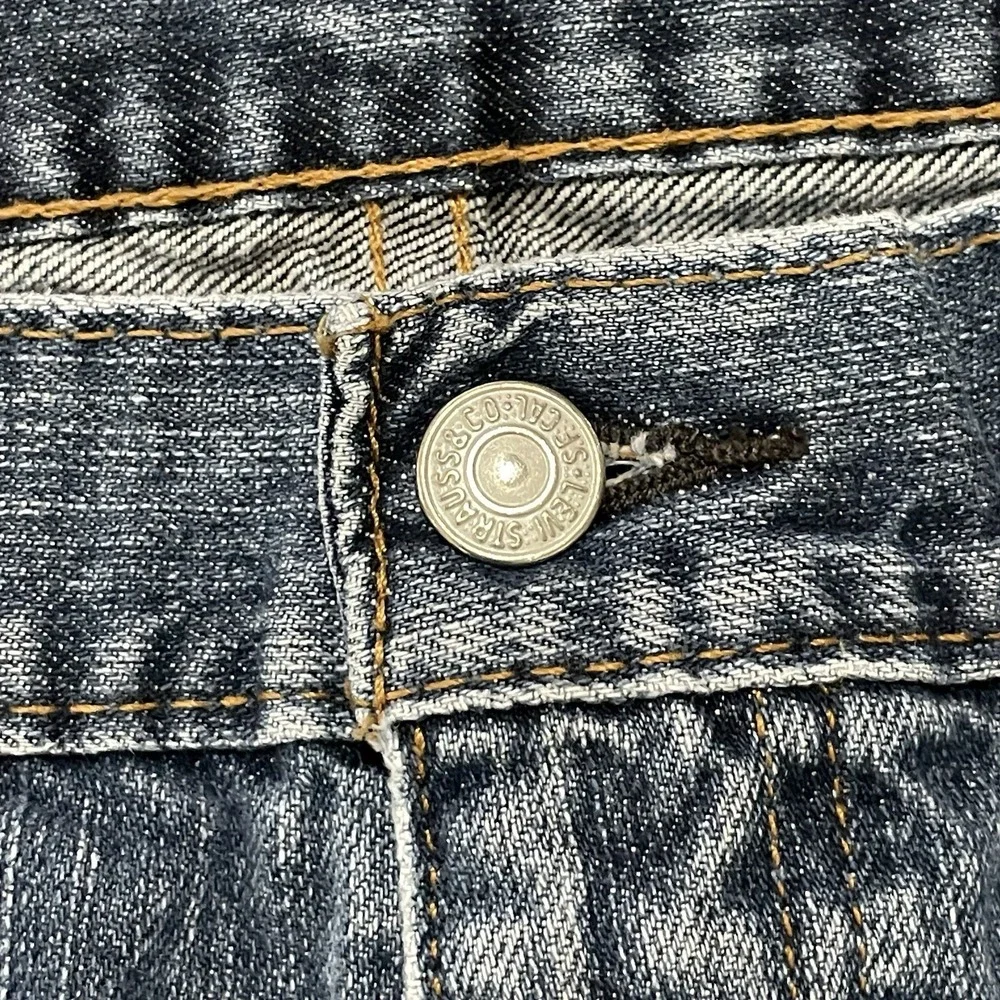 Vintage Levi's 501‎ Blue Jeans  36 X 32 Button Fly Denim Pants Classic Preppy